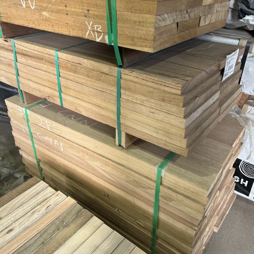 Hardwood KD Stair Treads 285x33mm Wormy Chestnut Laminated 2Pc - I Got Wood